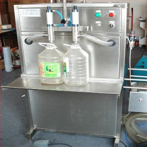 2 màquines de omplir oli de lubricació de vi líquid semiautomàtic 0,5L-5L1