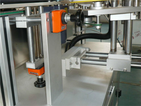 Barra de sabó personalitzada per a targetes de superfícies planes, màquina etiquetadora a doble cara lateral inferior